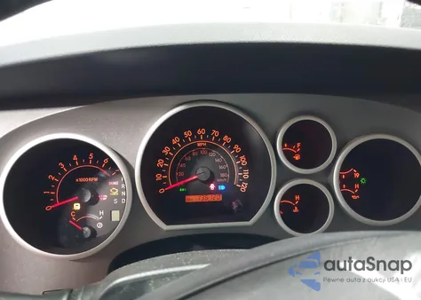 2010 Toyota Tundra Grade 4.6L V8 z USA, uszkodzony, nr VIN 5TFUM5F16AX014934